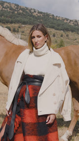 マネック 001 w マルティナのラナ フード